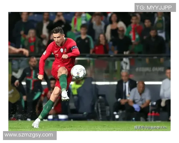 足球历史上最具代表性的球星盘点及其影响力分析